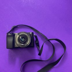 Sony Alpha a6400 Mirrorless Camera with 16-50mm OSS Lens – 24.2MP 4K Video