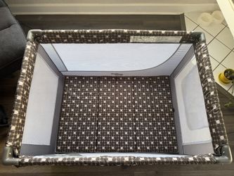 Portable Baby Crib