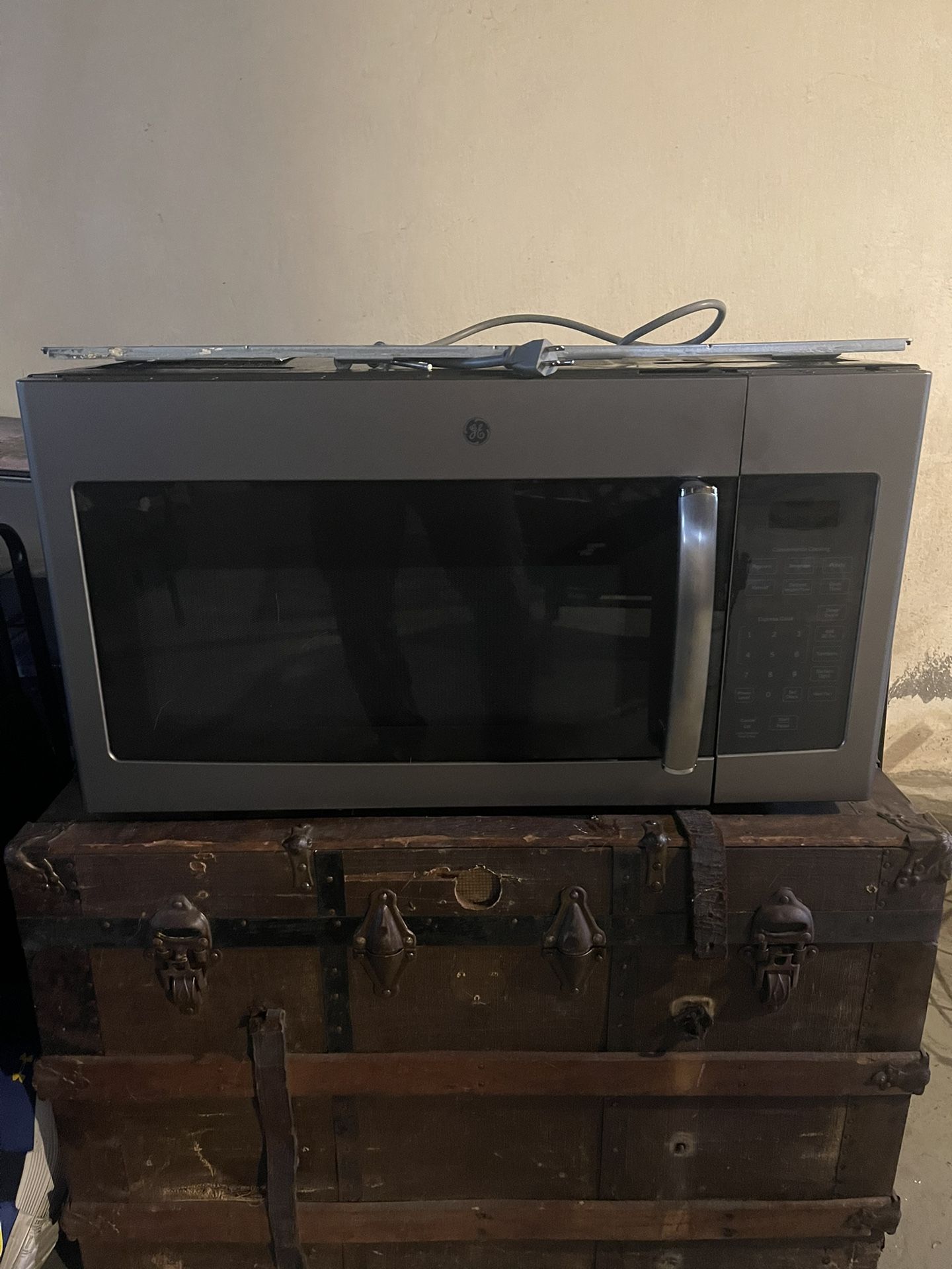 Microwave Over The Range