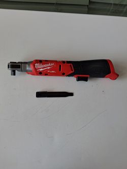 Milwaukee M12 fuel 3/8 rachet tool only new