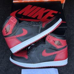 Air Jordan 1 High Retro Bred Banned 2016