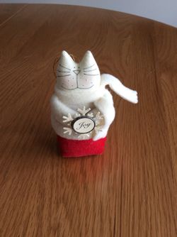 Velvet cat Christmas ornament