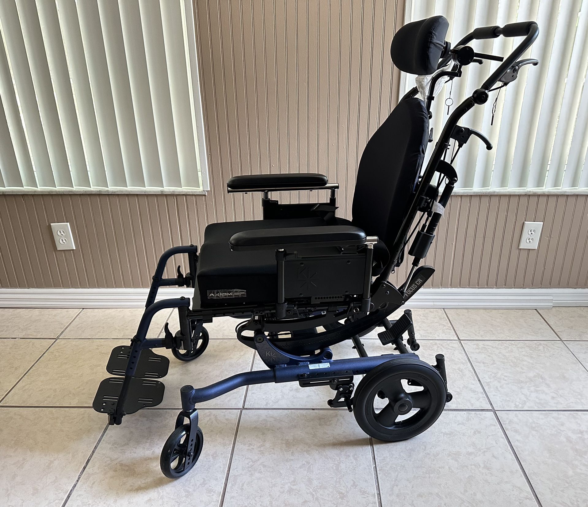 Core Tilt In Space Wheelchair With Rojo Cushion for Sale in Saint Aug  Beach, FL - OfferUp