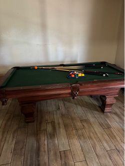 Pool table