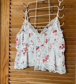 American Eagle Outfitters Medium Floral Babydoll Cami Top with Lace Trim