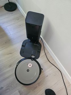 Irobot Roomba I3 Vacuum W/auto Dirt Disposal Model
