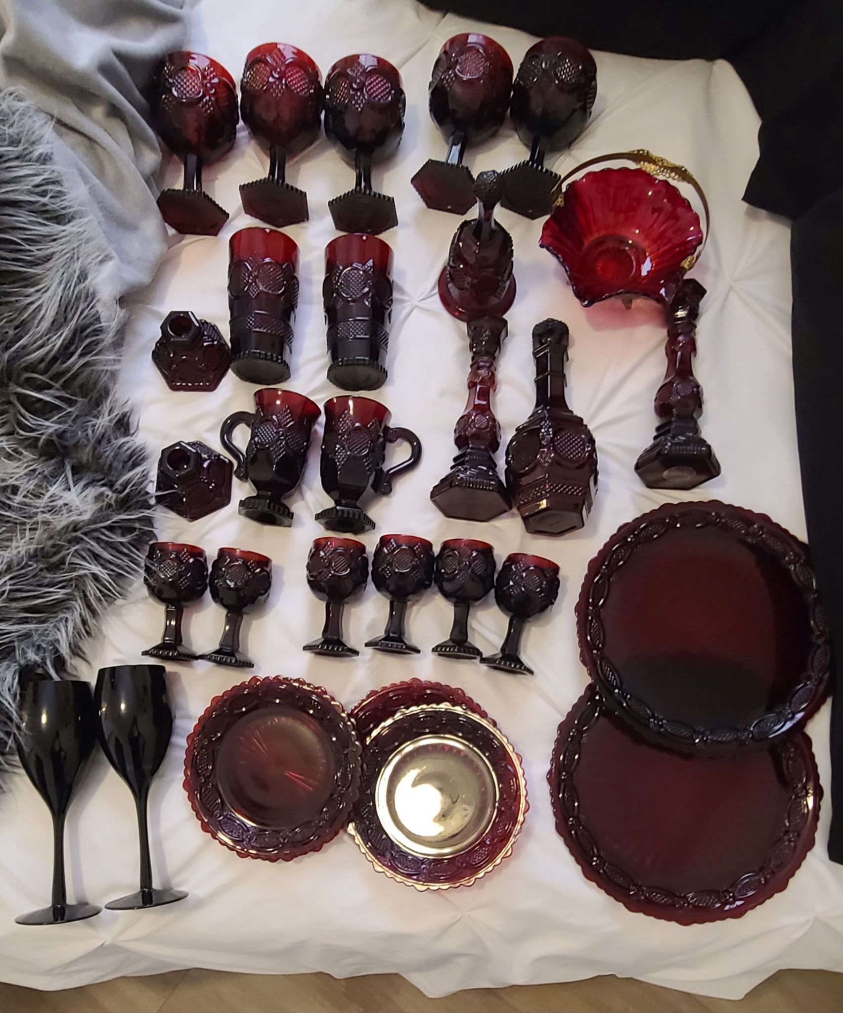 Vintage Avon 1876 Ruby Red Cape Cod Set