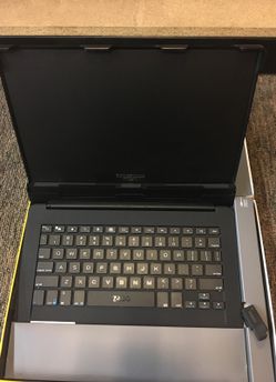ZAGG auto-fit 10" Folio Keyboard