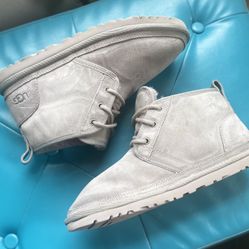 Uggs sale womens size 9 top