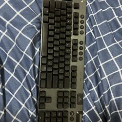 Logitech G915 Keyboard