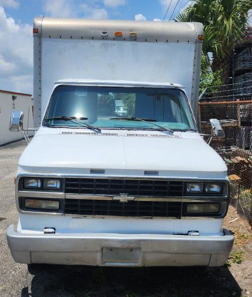 Excellent Moving Truck