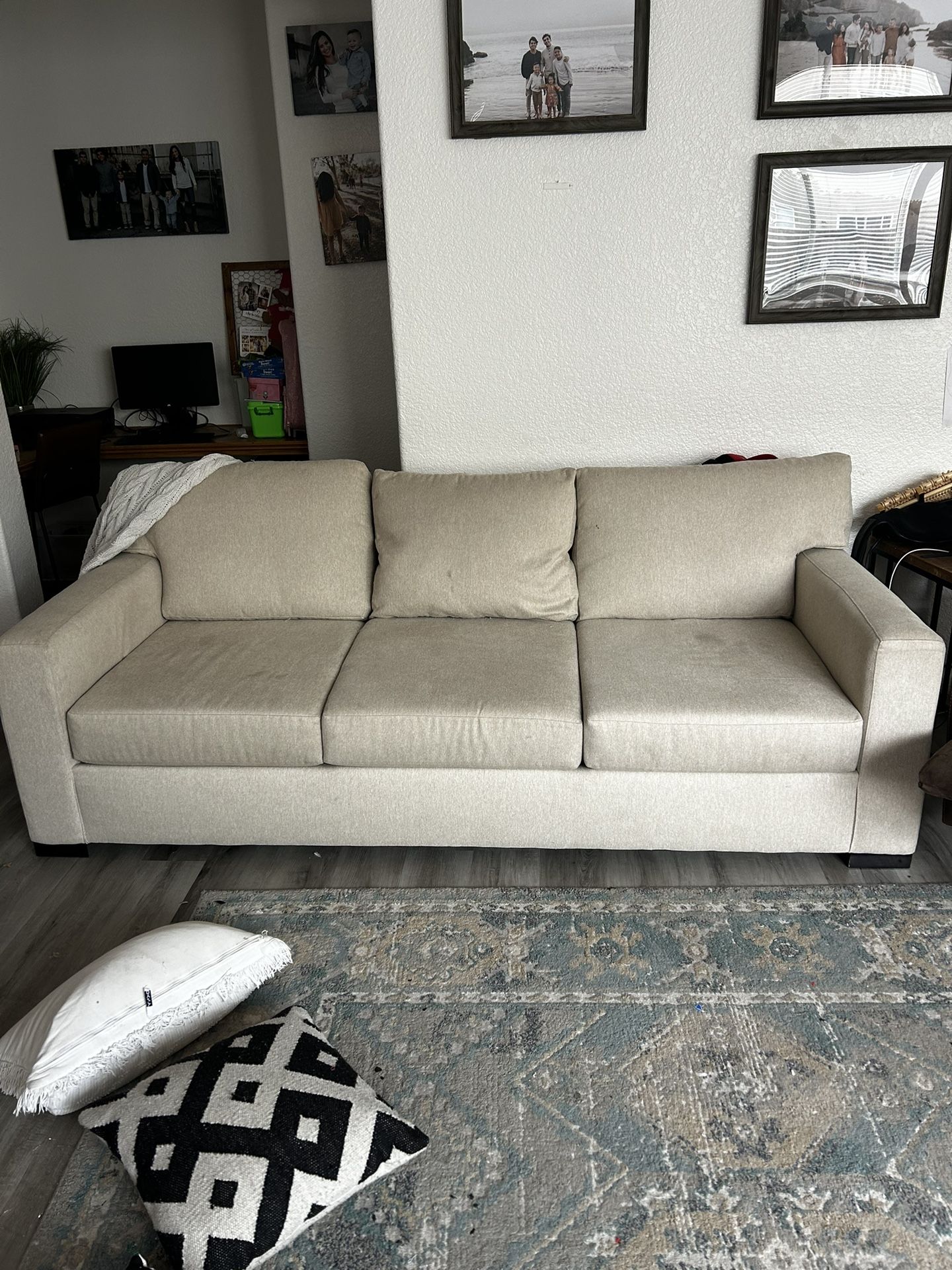 Couch 