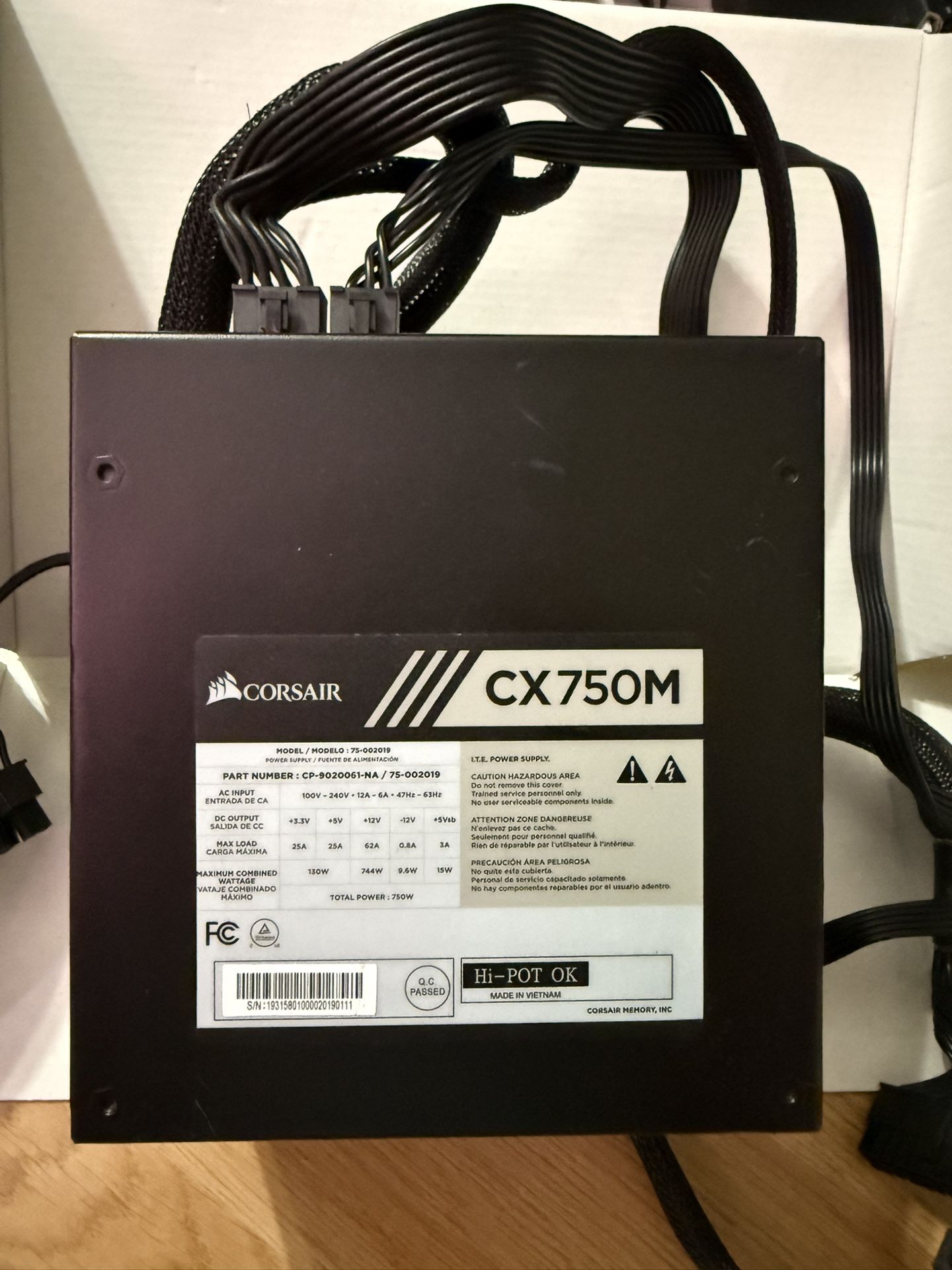 Used Corsair CX-M Series, CX750M, CP-(contact info removed)-NA, Modular Power Supply, 80 Plus Bronze, Black
