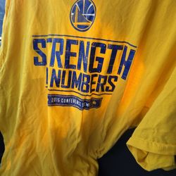 Golden State Warriors  STRENGTH IN NUMBERS  2015 Conference Semis Tshirt XL 