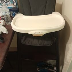 Eddie Bower High Chair (Excellent Condition)