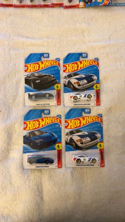 Set Hotwheels Ferrari