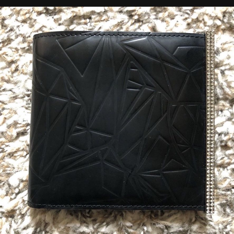 Pessimist Kruiden wees gegroet BRAND NEW SWAROVSKI WALLET for Sale in Lincolnwood, IL - OfferUp