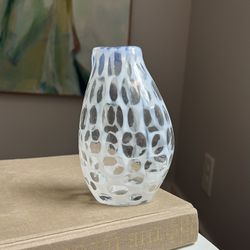 Small Abstract Accent Vase ( H6” ) firm on price 
