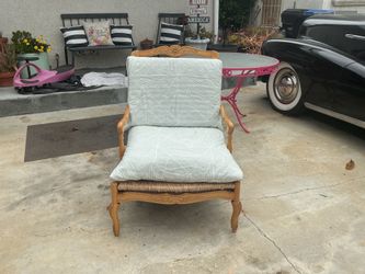 Lounge chair
