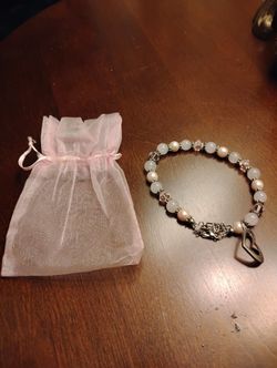 Granny Magick Margaret Jamison
Rose Quartz and Crystal and Pearls 8mm Round mommy Bracelet