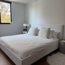 King Size Bed frame / estructura de cama tamaño king