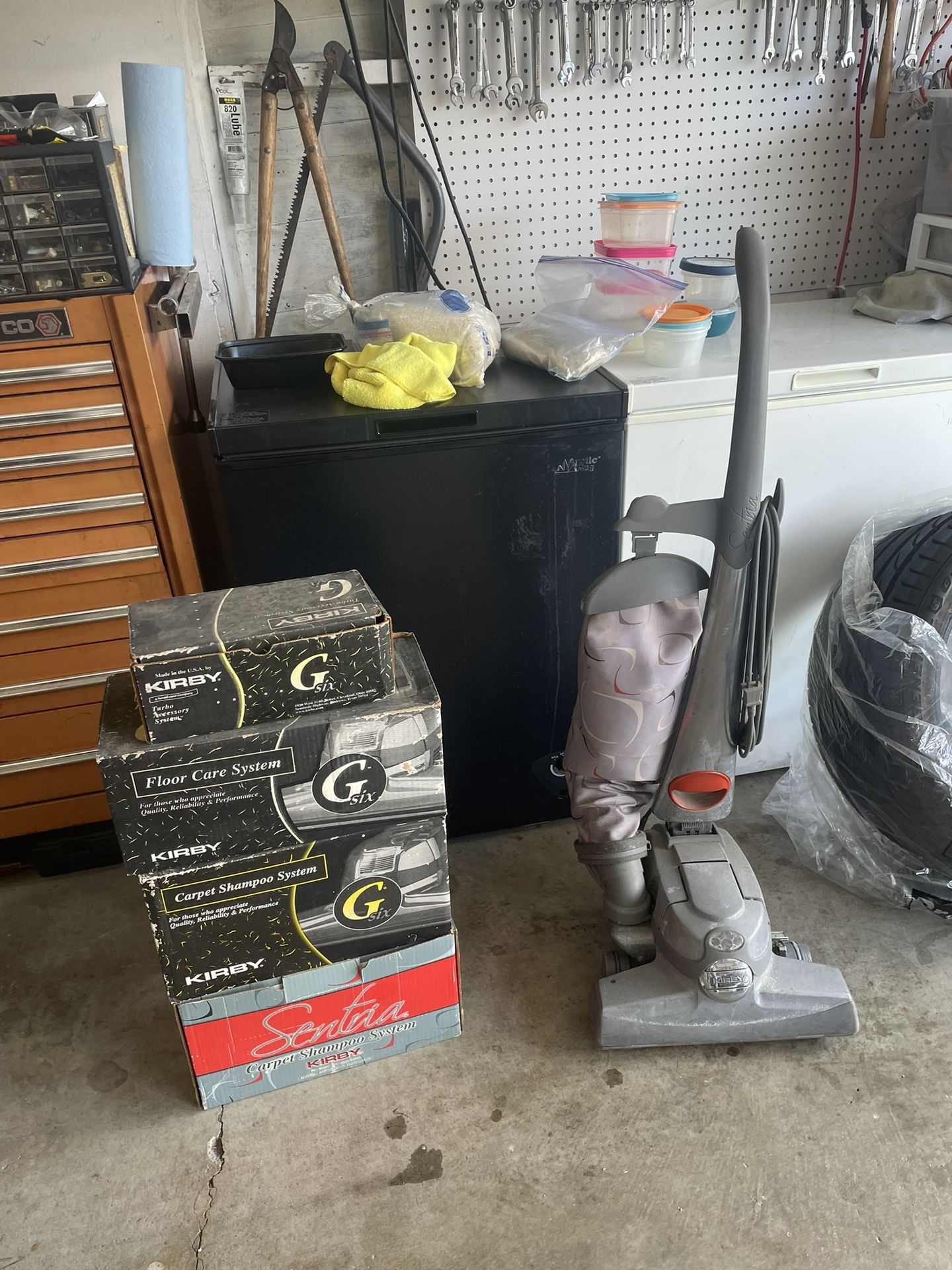 Kirby Vacuum Set With Accessories