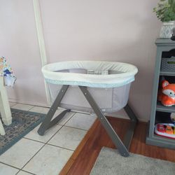 Beautiful Baby Basinet 