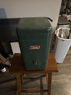 vintage coleman lamp With Box