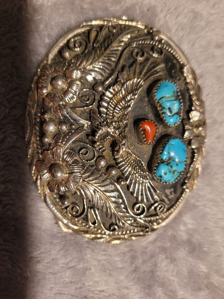 belt buckle