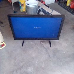 Dynex 40 Inch TV 