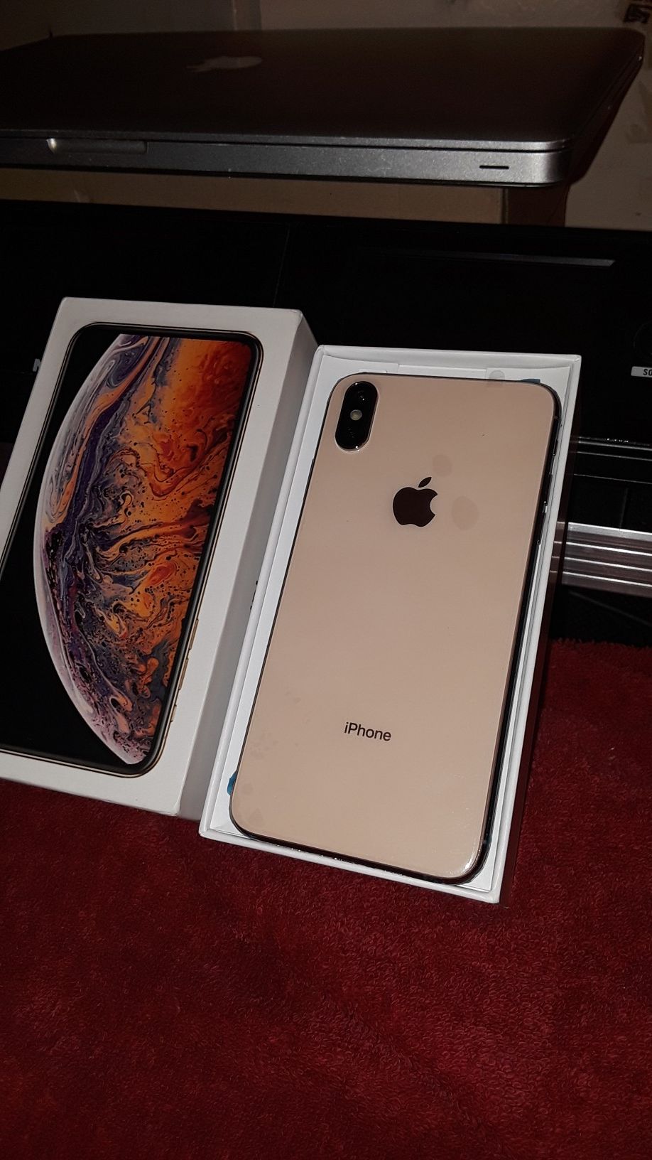 iPhone xs max 512