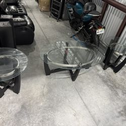 Nice Coffee Table W/ End Tables 