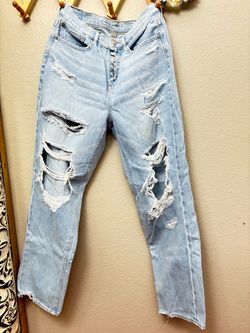 Women American Eagle jeans size 4