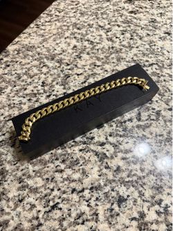 Cuban bracelet 10k gold in great condition