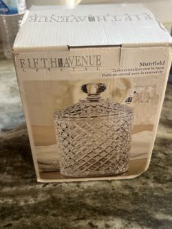 Brand new Fifth Avenue Crystal “Muirfield” covered crystal jar