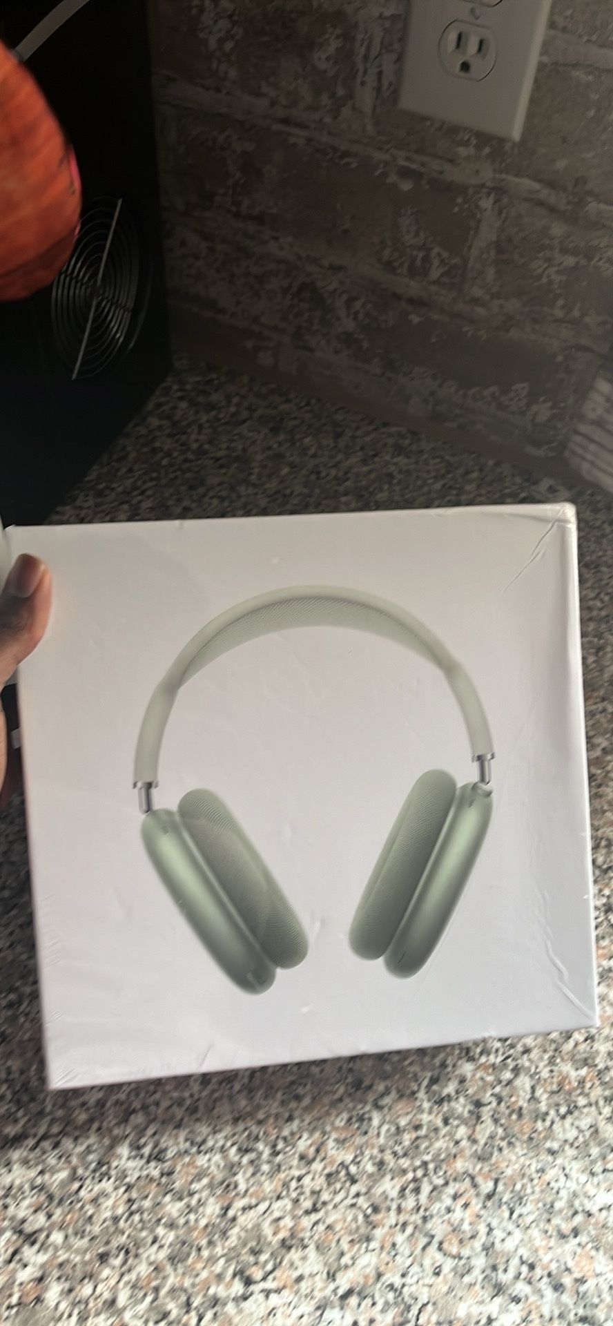Airpod Max’s (Green)