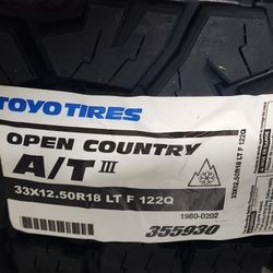 33×12.50R18