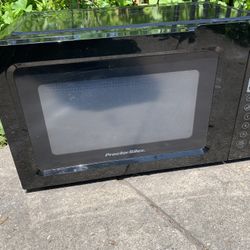 Microwave Like New 
