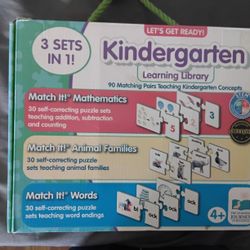 Kindergarten Learning Library  With All Peices