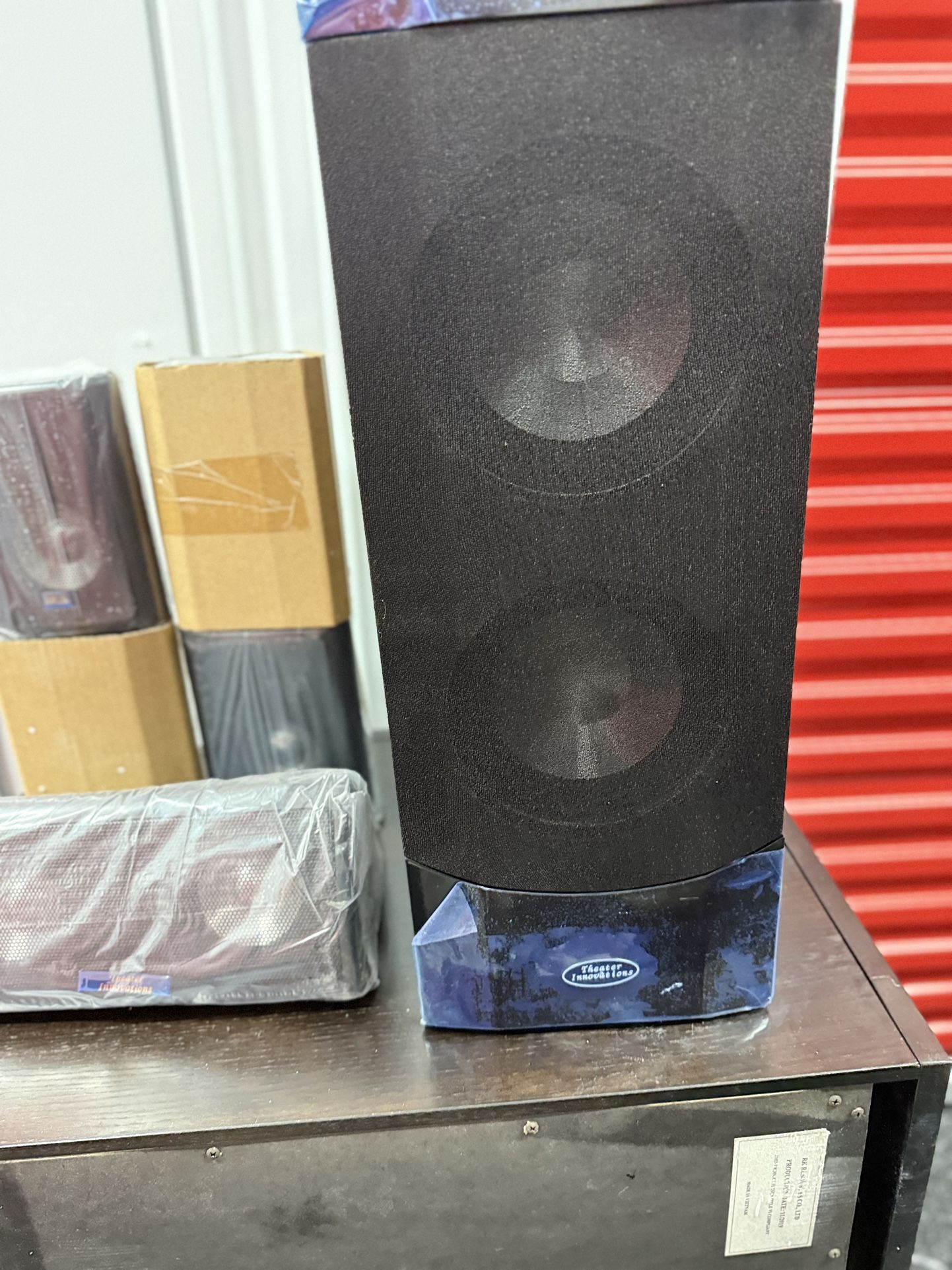 Theater Innovations TI-4000 Home Theater System