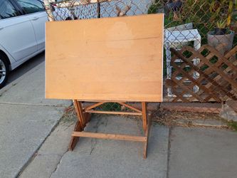Free craft table
