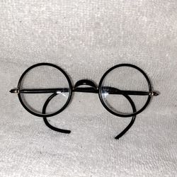 Antique Eye Glasses In Excellent Condition