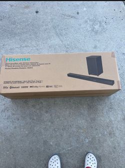 Hisense HS312 3.1ch Sound Bar with Wireless Subwoofer, 300W, Dolby Atmos, 4K Pass-Through, Cinematic