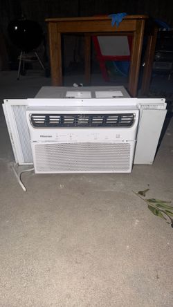 Hisense 8,000 BTU Window Air Conditioner - Works Great