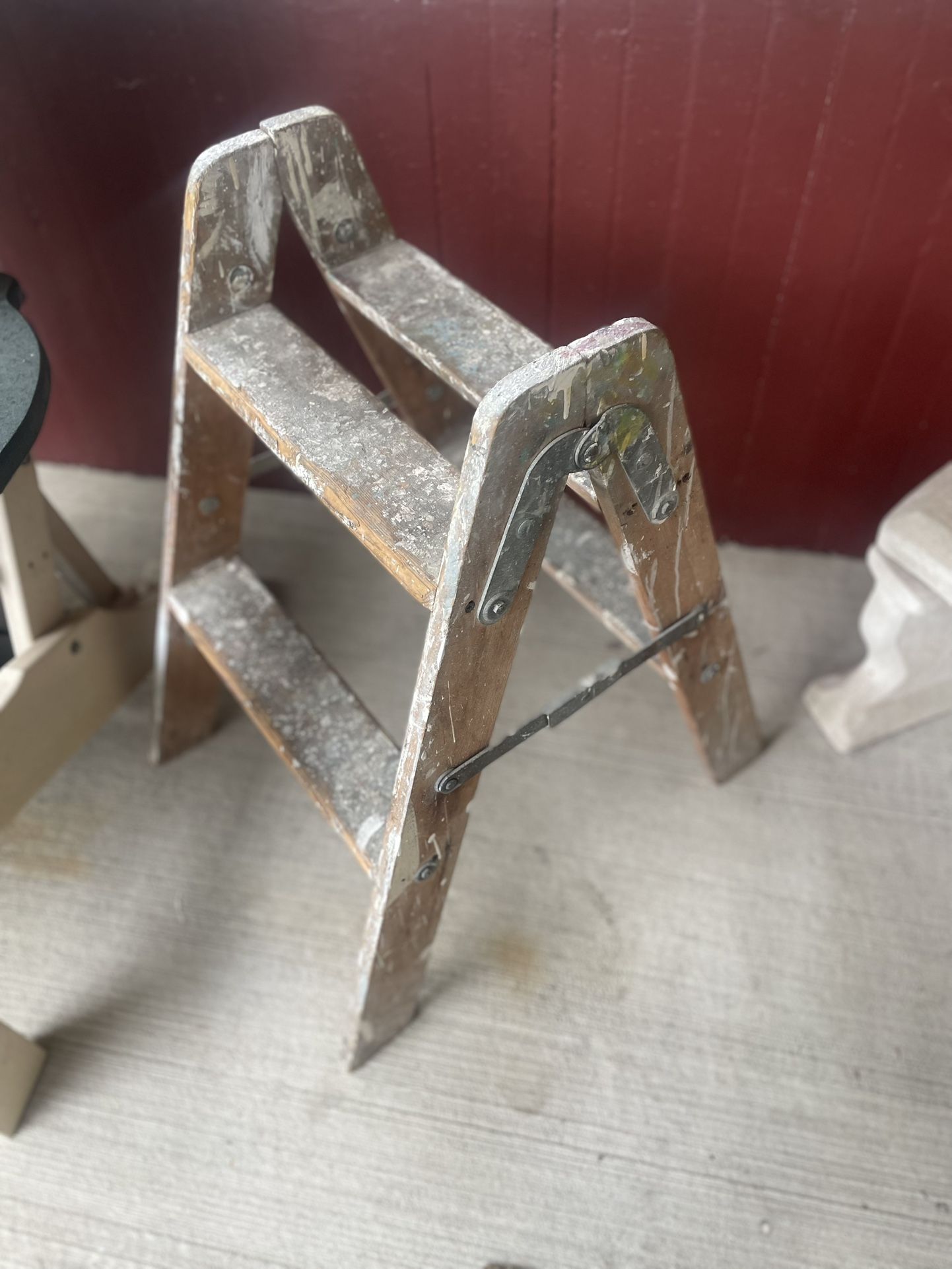🪜🪜🪜VINTAGE SOLID WOODEN LADDER 🪜🪜🪜