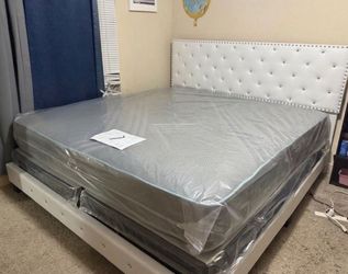 New king size bed frame + king size mattress + box spring