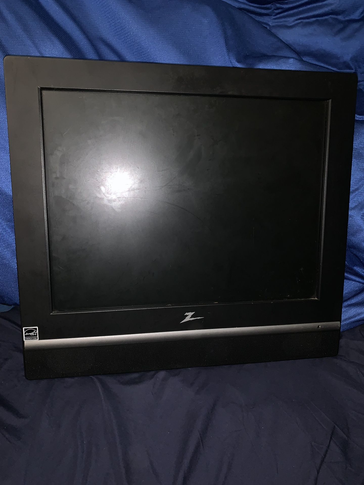 19” flat screen tv