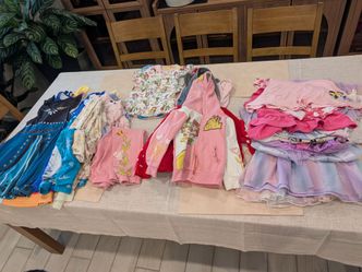 Disney Toddler Girls Clothing Lot Size 5/5T