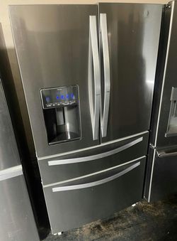 Whirlpool 4-Door Refrigerator Stainless Steel