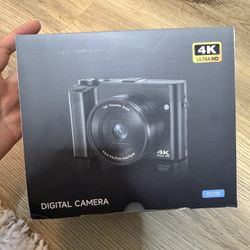 Anti-Shake 4K Digital Camera With 32GB SD Card